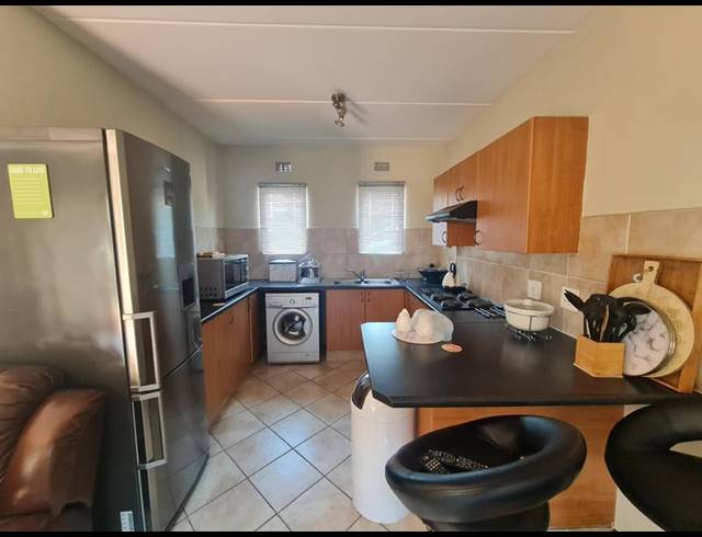 2 BEDROOM PROPERTY TO RENT IN PAULSHOF